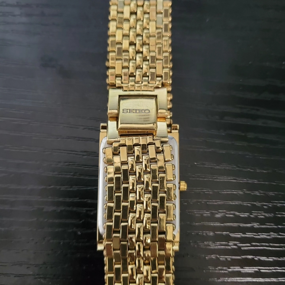 🔥NEW OLD STOCK - RARE - Vintage Seiko Slim Tank Quartz Men's Gold Wrist - Picture 2 of 4